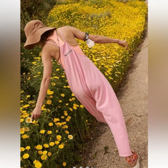 FREE PEOPLE Movement Hot Shot Onesie Prism Pink NWOT - Picture 8 of 11